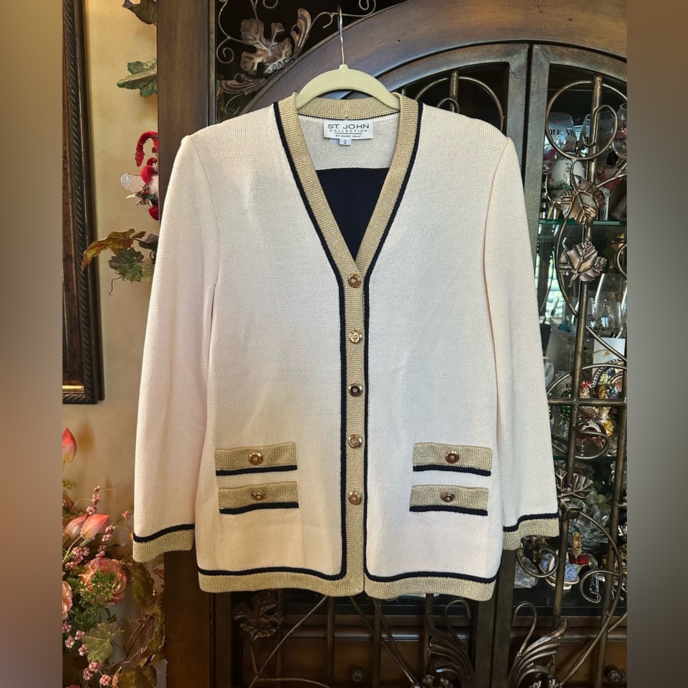 St. John Cream, Gold and Navy Knit Pant Set